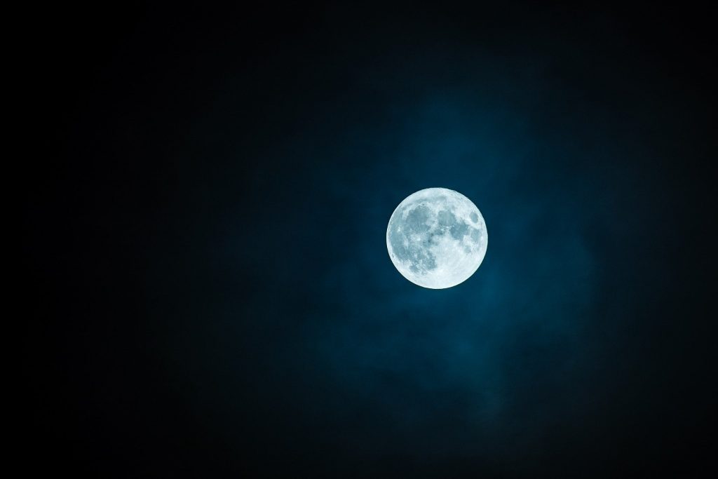 Full moon image